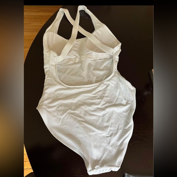 Andie The Tulum One Piece Suit Large - Picture 5 of 6